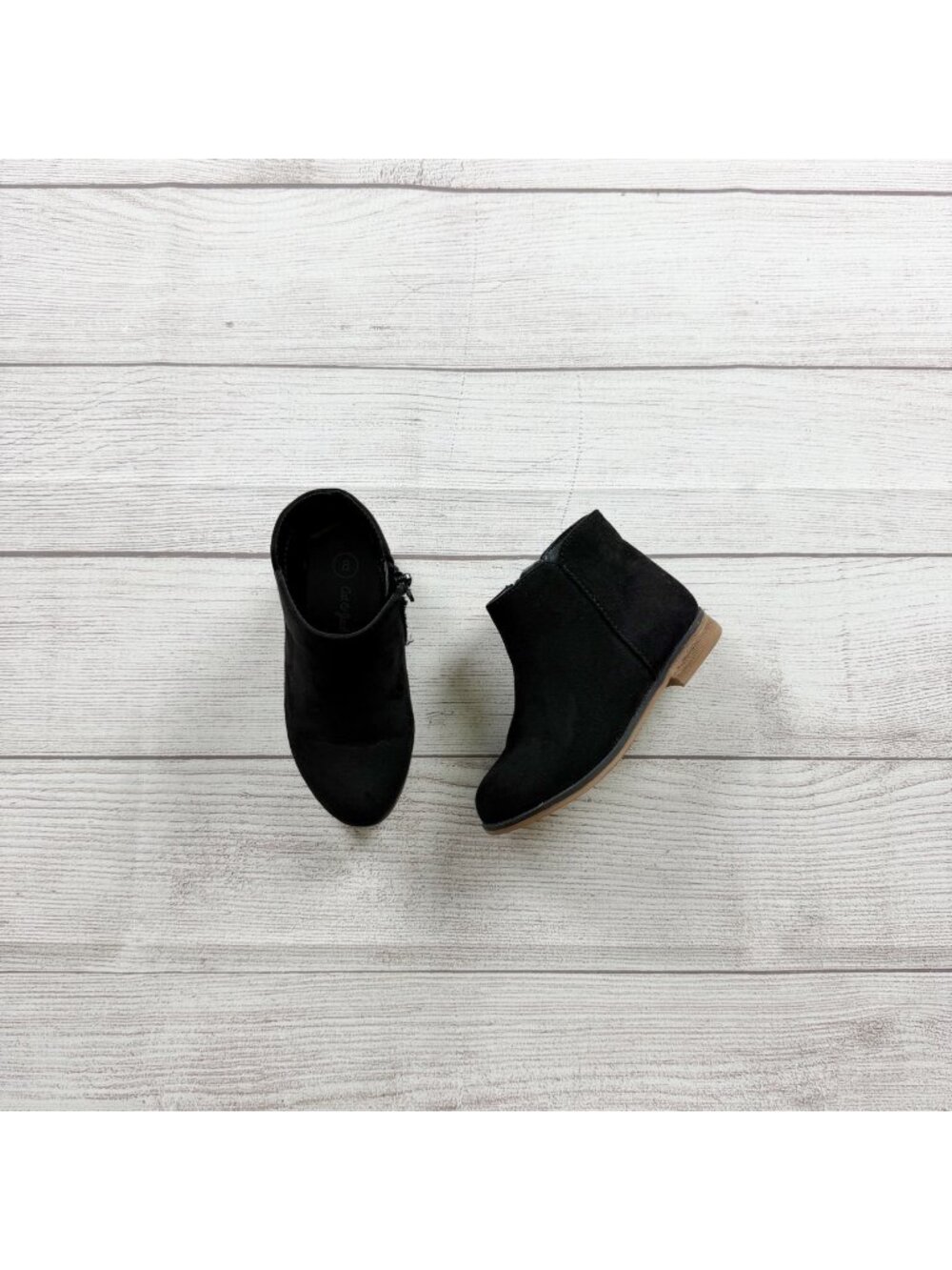Cat & Jack Toddler Girls Black Ankle Boots Side Zip Faux Suede Low Heel 8 - Picture 1 of 6